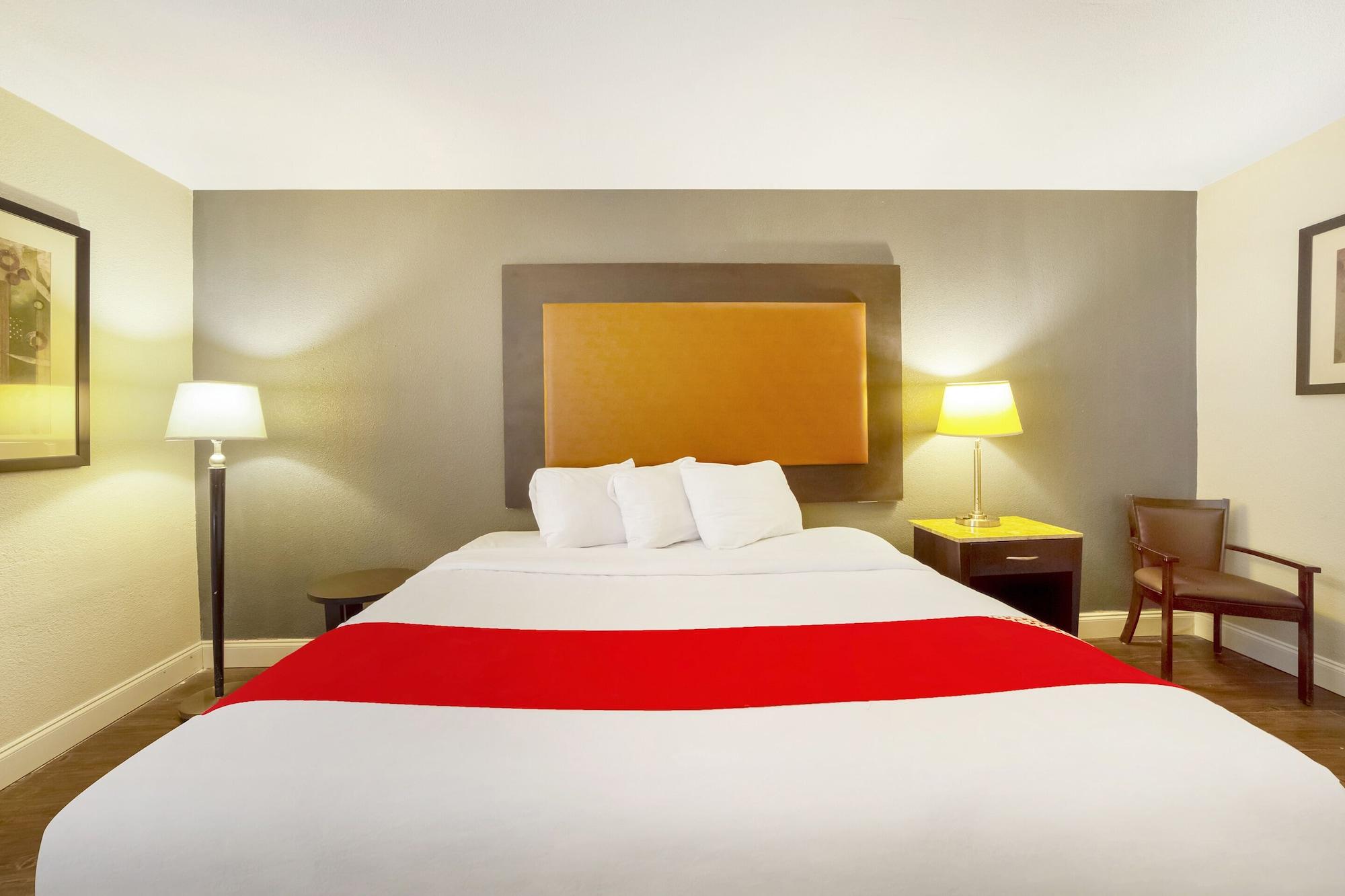 Econo Lodge Inn And Suites Dentsville 外观 照片