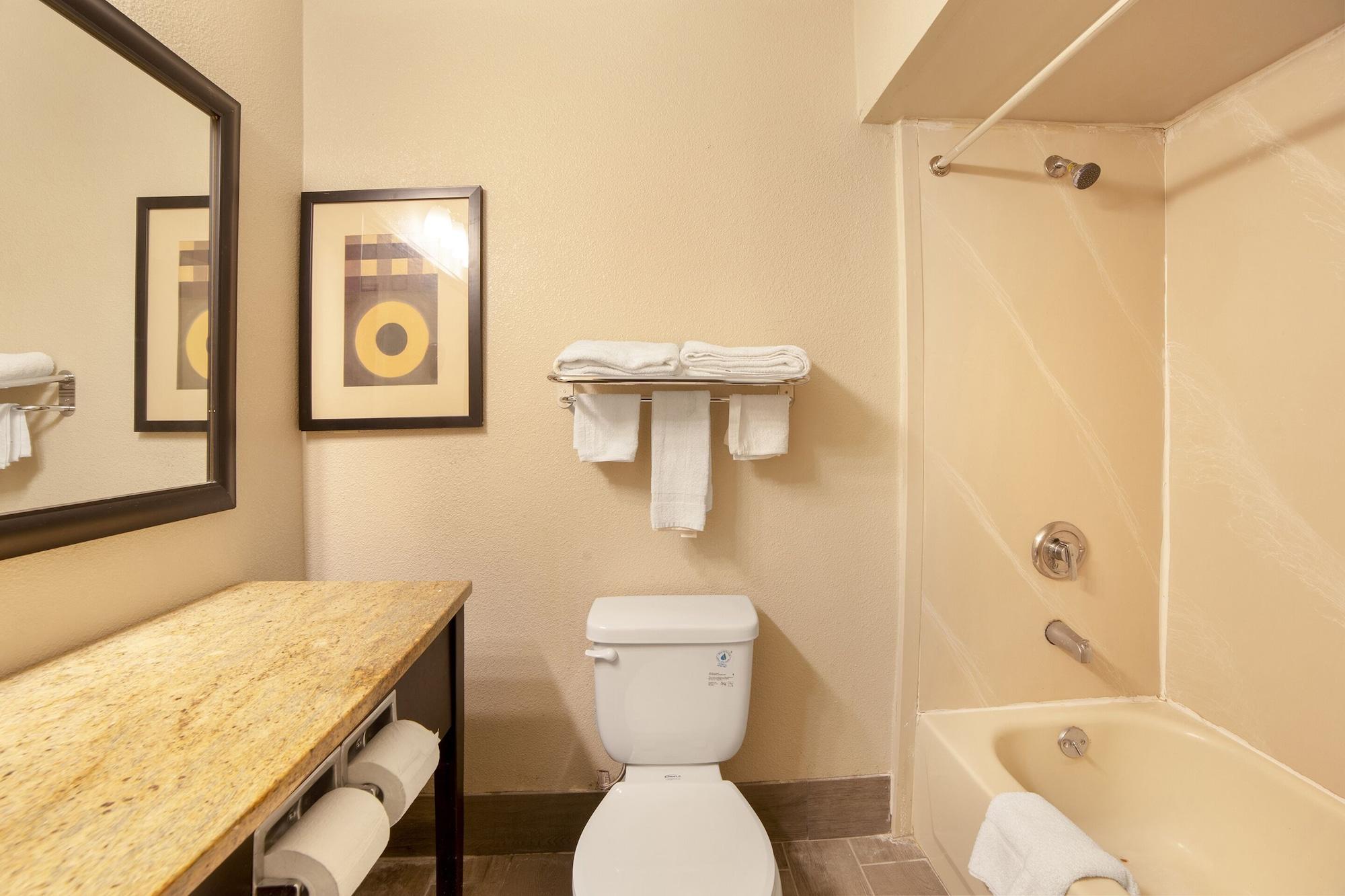 Econo Lodge Inn And Suites Dentsville 外观 照片