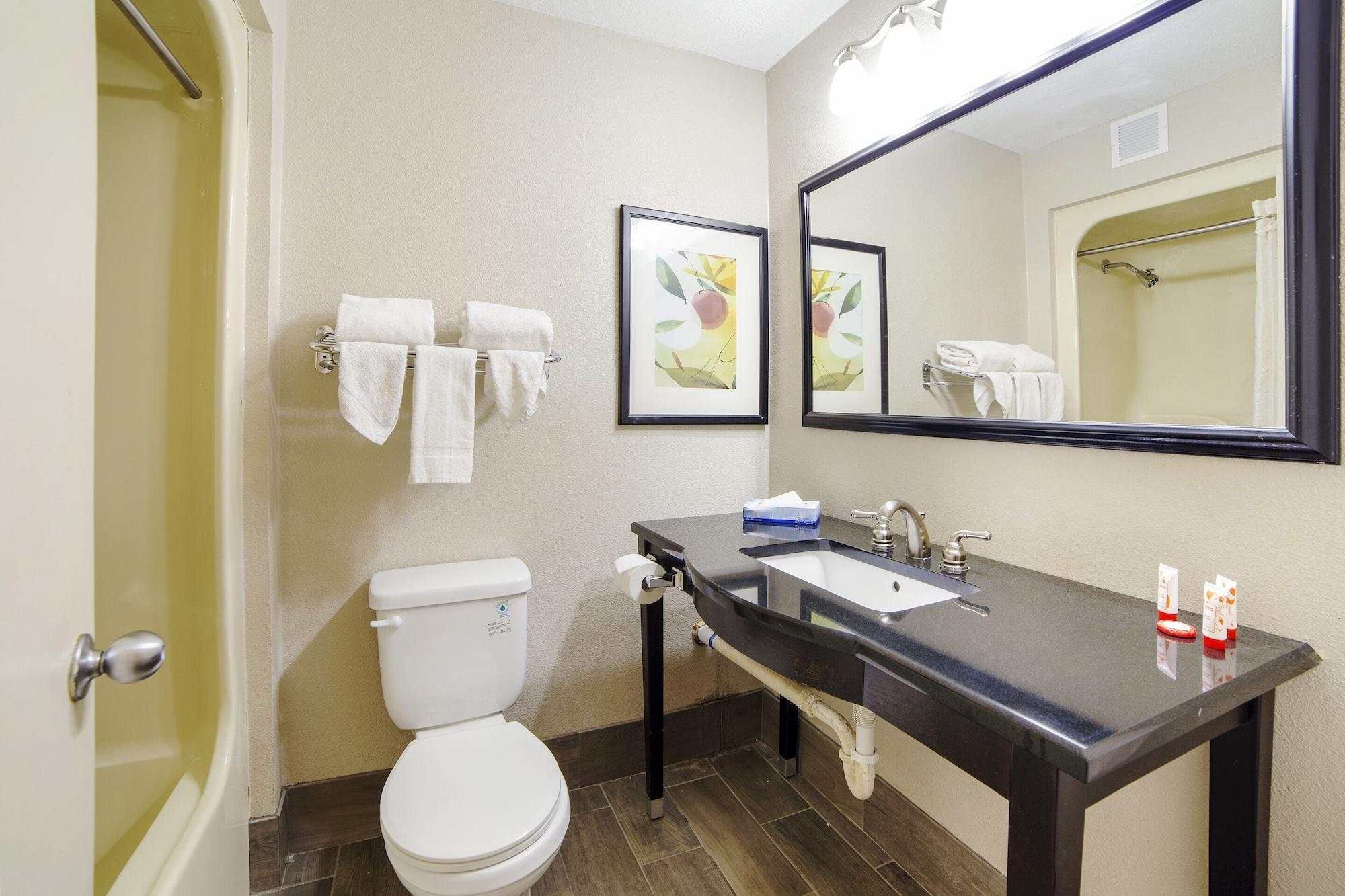 Econo Lodge Inn And Suites Dentsville 外观 照片