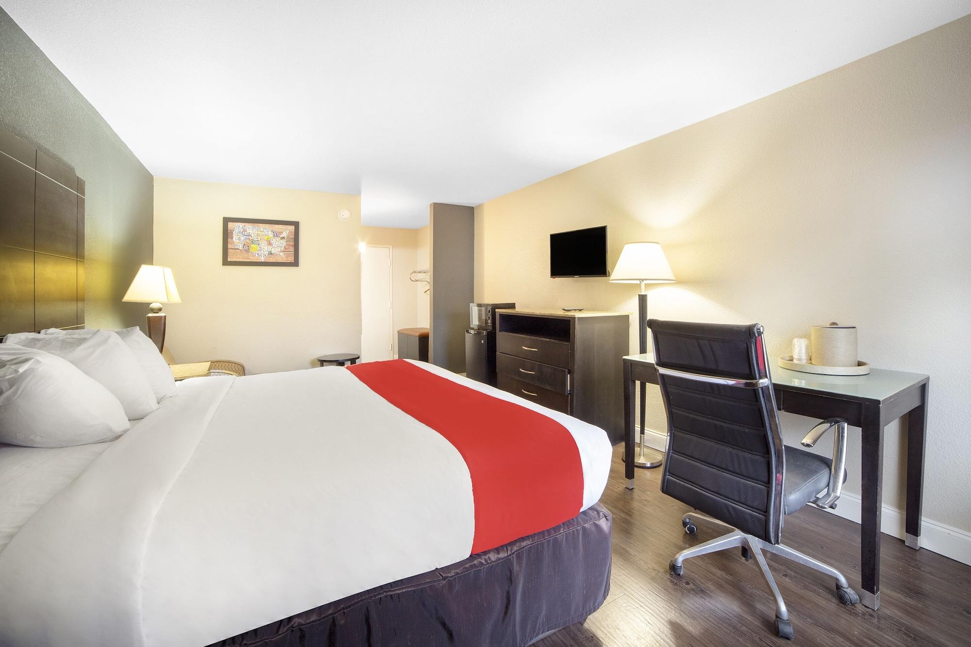 Econo Lodge Inn And Suites Dentsville 外观 照片