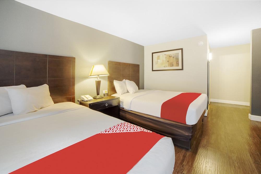 Econo Lodge Inn And Suites Dentsville 外观 照片